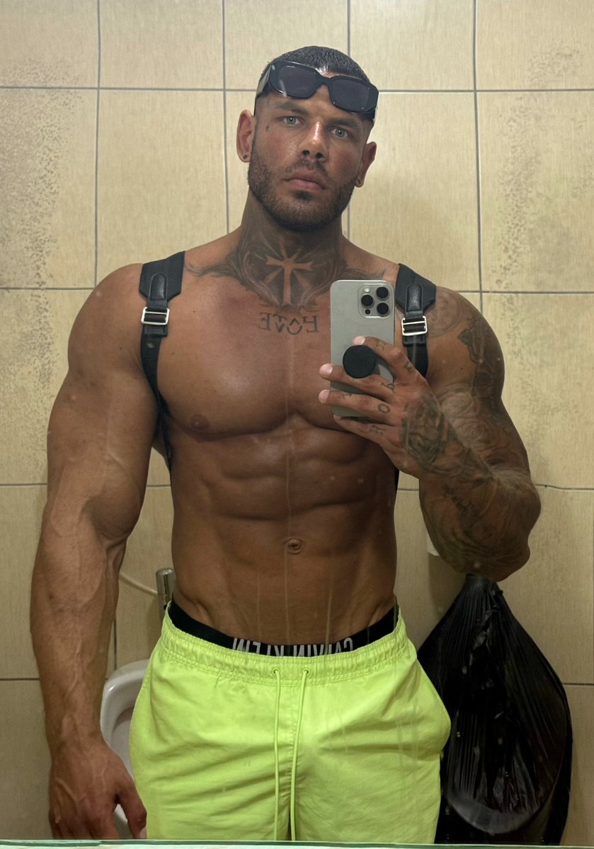 No body compares!
Pure power, pure masculinity.