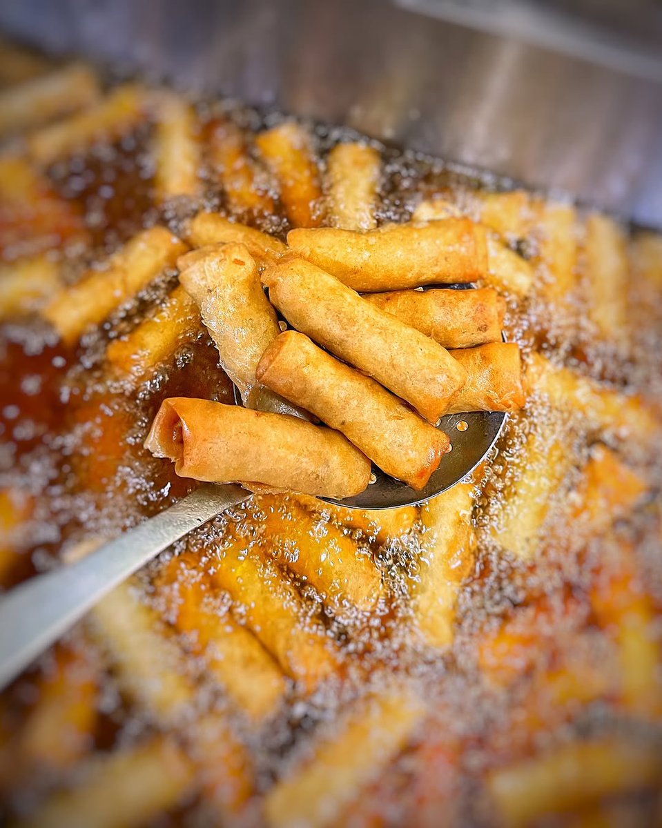 Rubels_Angels's tweet photo. That celebration is not complete without the king of parties - small chops.
This is a great treat either as a gift for a foodie or just for enjoyment with family this weekend.
It's small chops season; indulge and order for yours. We have various options to suit your budget.
⬇️ https://t.co/rBRfs3uWdo