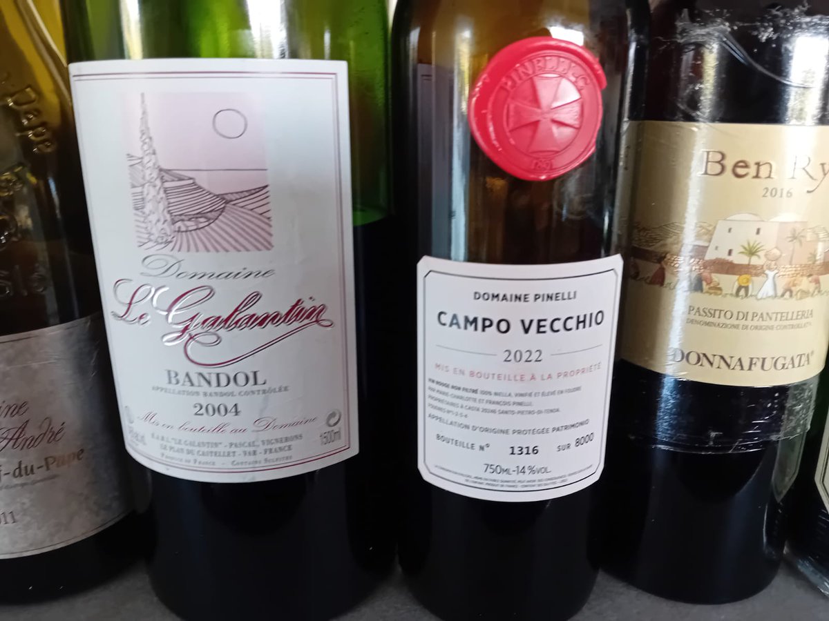 Encore une super session du cercle LPV Paca ! 😍

A lire sur lapassionduvin.com/degustations-e…