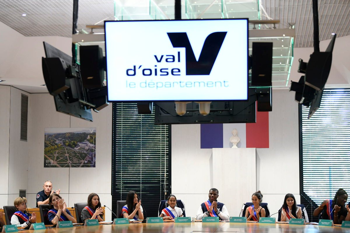 Département du Val d'Oise tweet media