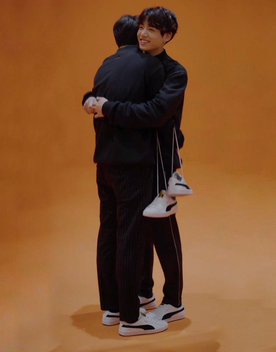 ֶָ֢ (@jinkooluvclub) on Twitter photo 