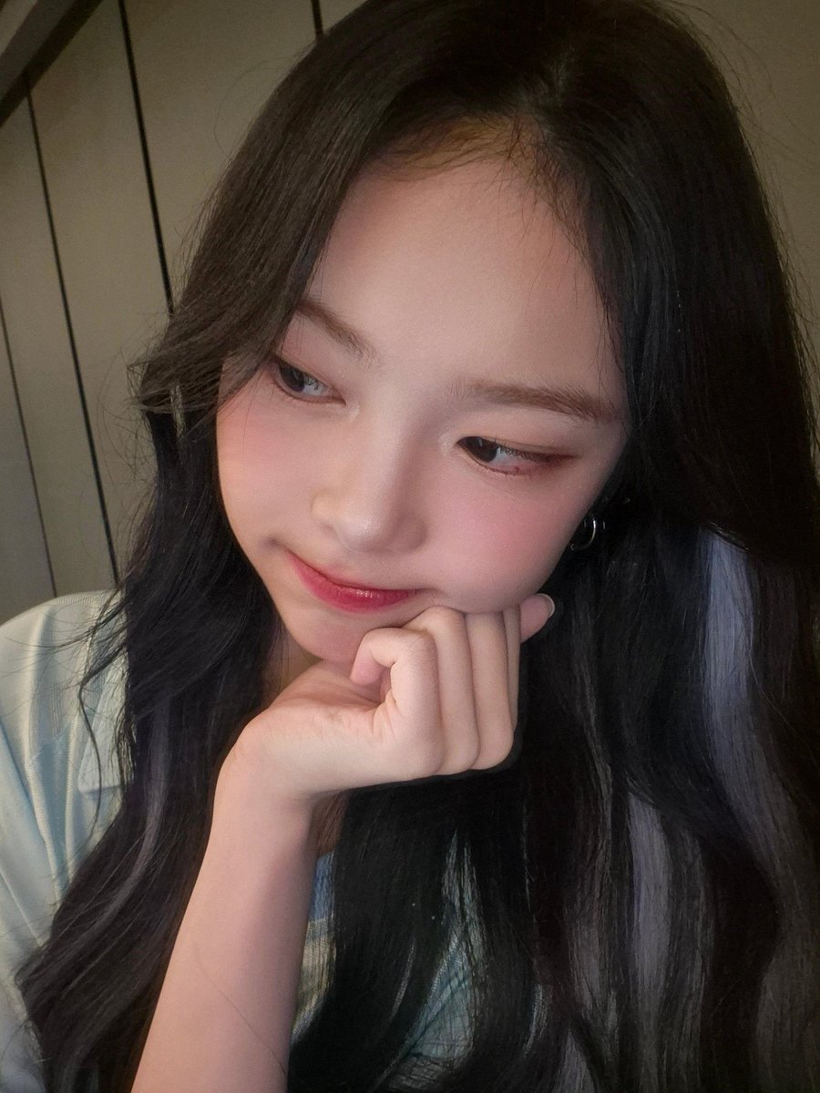 เอาแก้มมาให้จุ้บหน่อยนะนะ