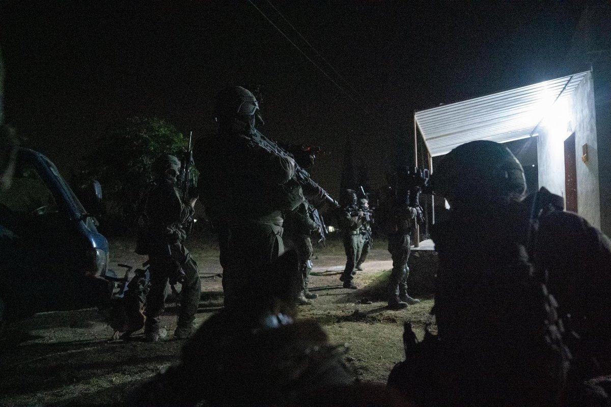 Last night, covert idf forces of the 474th Brigade of the 210th Division carried out a special operation to arrest a cell of saboteurs who had been mobilized by Iran in the Umm al-Luqas in southern Syria, in cooperation with field investigators from the unit.

iRGC supporters are
