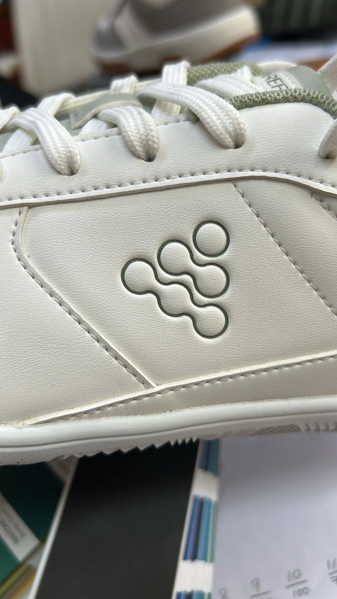 Zen Barefoot tweet media