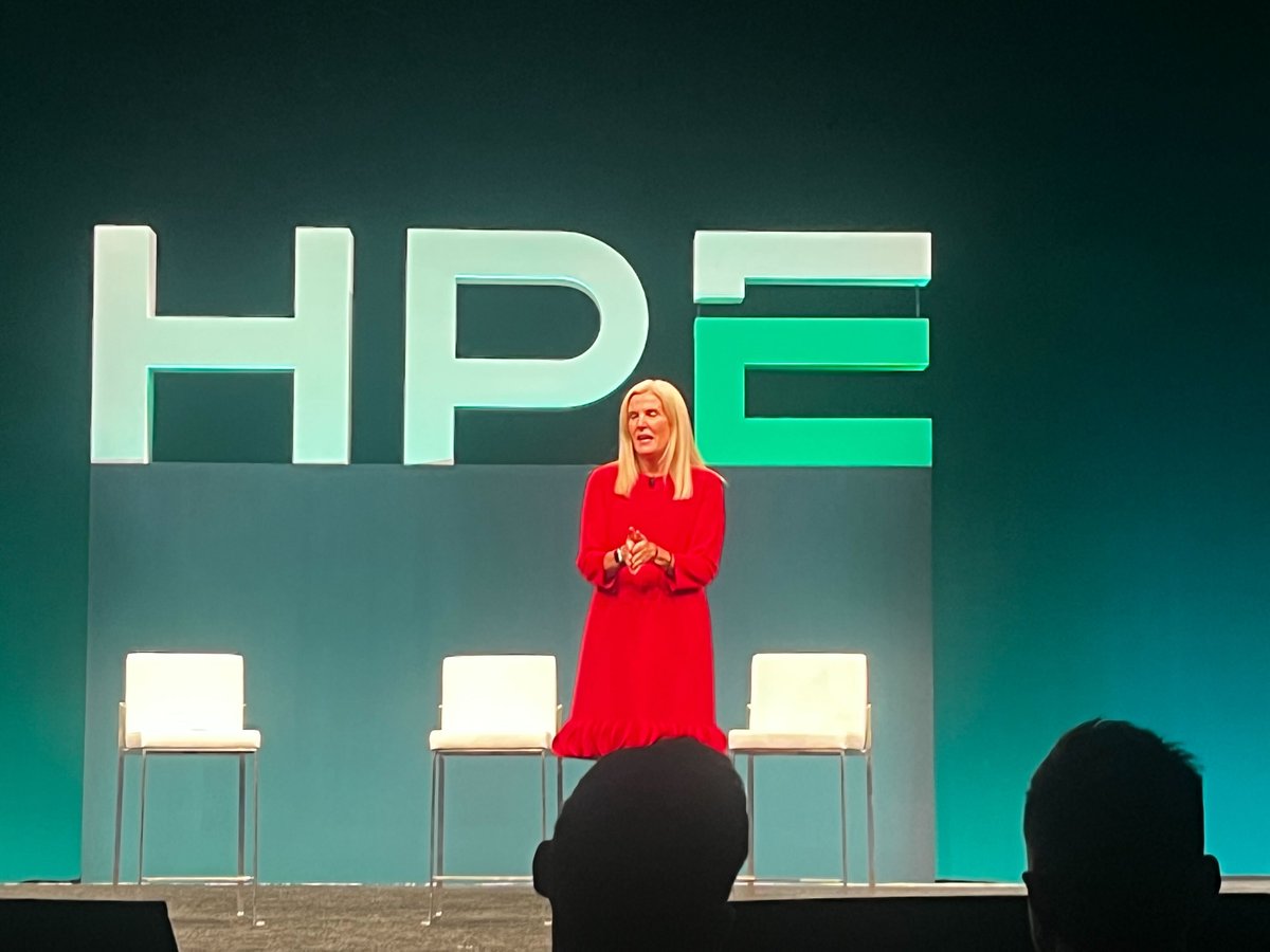 KumarVipinz's tweet photo. Thank you to our speakers 👏—Maeve Culloty (CEO, #HPEFS), Penny White (SPARK NZ), Krista Satterthwaite (HPE), and Jason Newton (HPE)—for sharing insights at the spotlight session. A shout-out to Jim Cavanaugh for hosting the discussion.
Share key takeaways below ⬇️ 

#HPEDiscover https://t.co/bSx2lHXikL