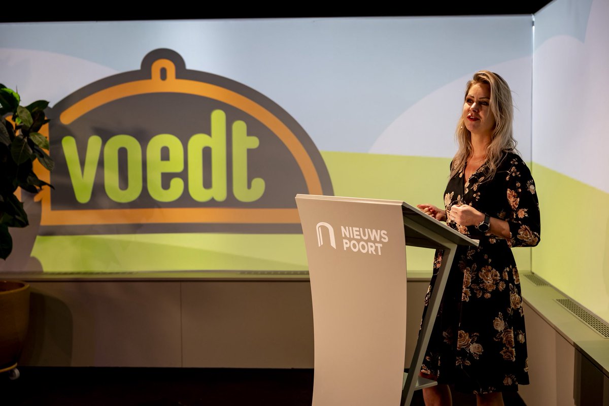 "Better de bûk te barsten as it iten bedoarn." Voedsel weggooien is doodzonde. Bij #NLvoedt mocht ik het buffet openen: een ode aan onze boeren, tuinders, vissers en alle doeners in de keten. Dank voor jullie vakmanschap. Eet smakelijk, verspil niets!
