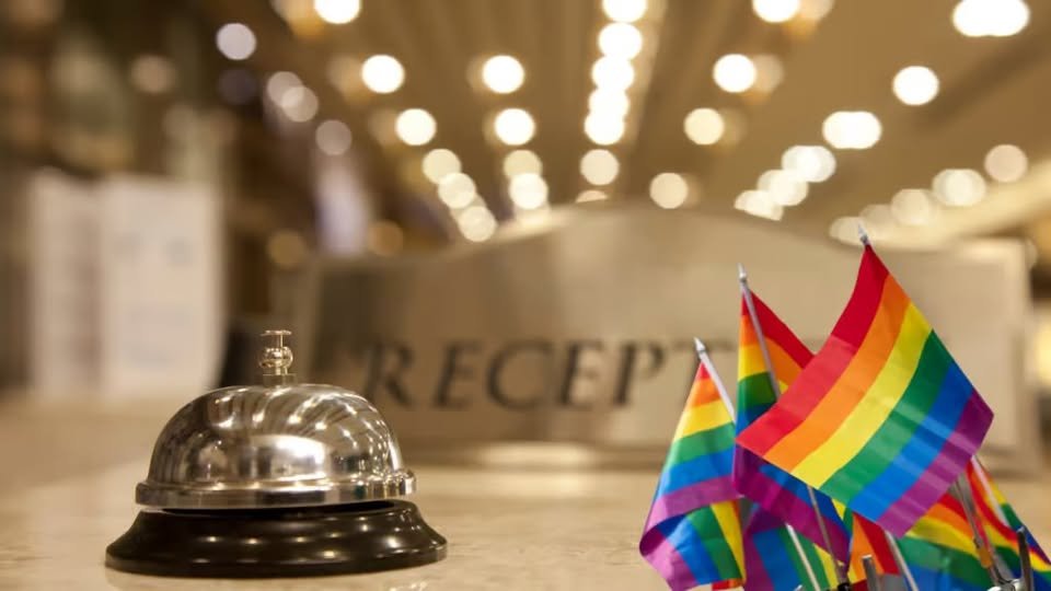 Hello, we recommend "Booking" for hotel reservations. You can book your hotel here:   🏳️‍🌈StayGayHotels.com