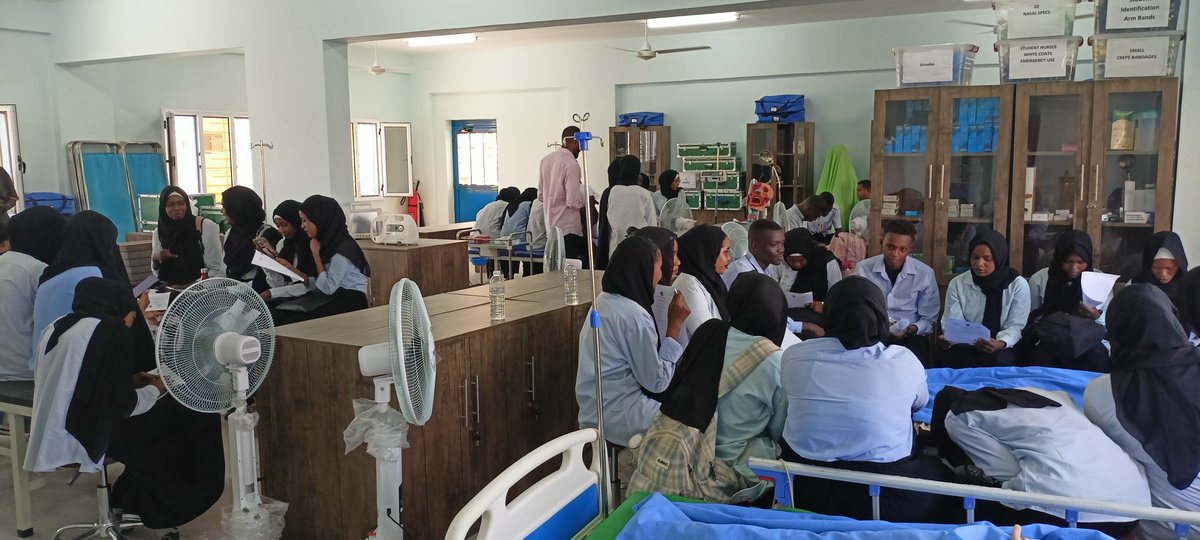 With great joy the students of the BSc in Nursing - Semester 4 started today their training in the nursing skills lab of our new building in Port Sudan. These 53 students come from Omdurman, Sennar, Sinja, Meroe, Al-JAzira, Rabak, GEdarif, Kasala, Juba, Atbara,...