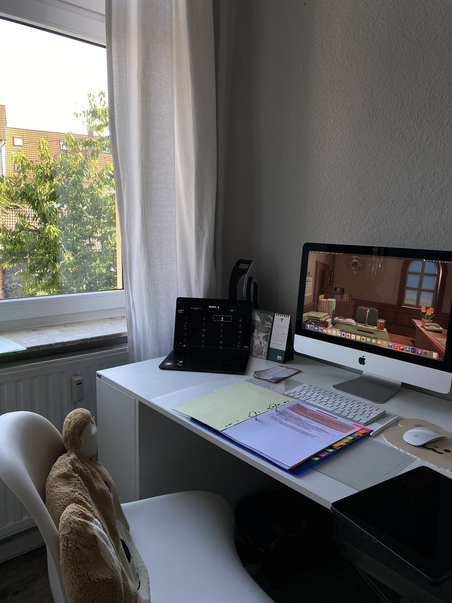 aprilsdiaries's tweet image. don’t think much, just study and get it done for today ⭐️