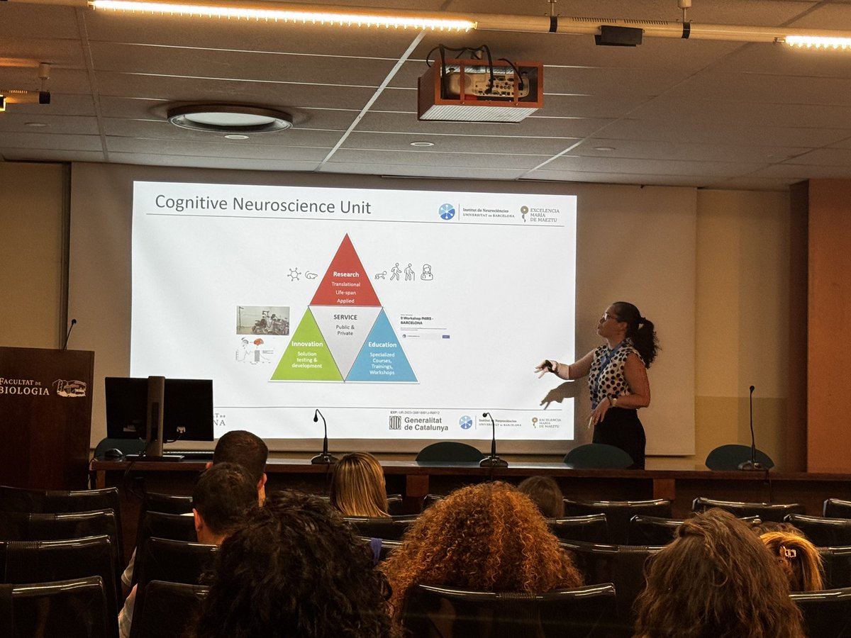 UBneuroscience's tweet image. 👋 Official welcome by Jordi Alberch, Cristina de la Malla, and Cristina Pulido. Great to see so many talented junior researchers ready for a day of science and connections!
#UBneuro