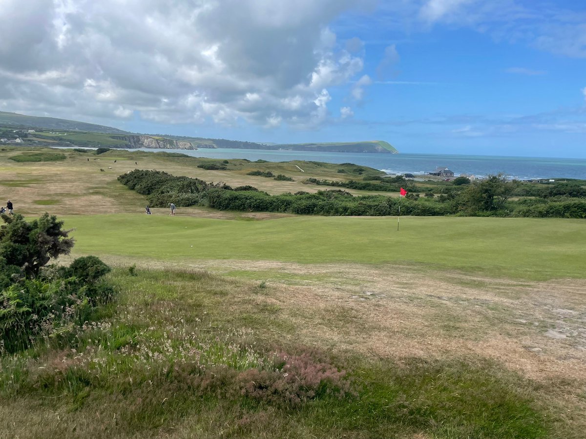 Agrovista Amenity (@agrovistaamnty) on Twitter photo Newport Links Golf Club seeing our @propitch_ system in action for the first time #roots #linksgolf <a href="/peterholmstrom1/">peter holmstrom</a> Newport Links Golf Club seeing our @propitch_ system in action for the first time #roots #linksgolf <a href="/peterholmstrom1/">peter holmstrom</a>