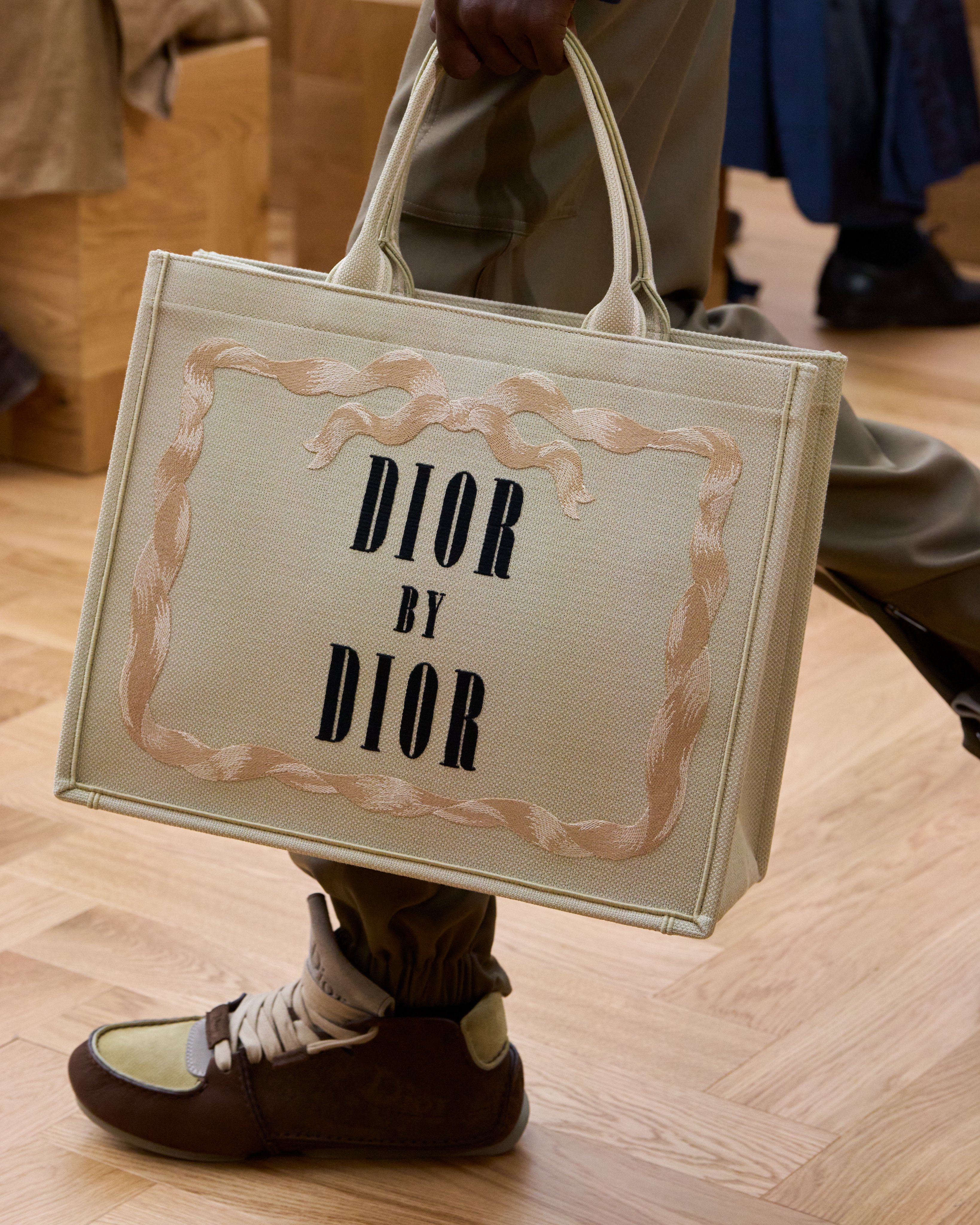 Dior ブックトート Christian Dior☆DIOR BOOK TOTE ブックトート ラージバッグ