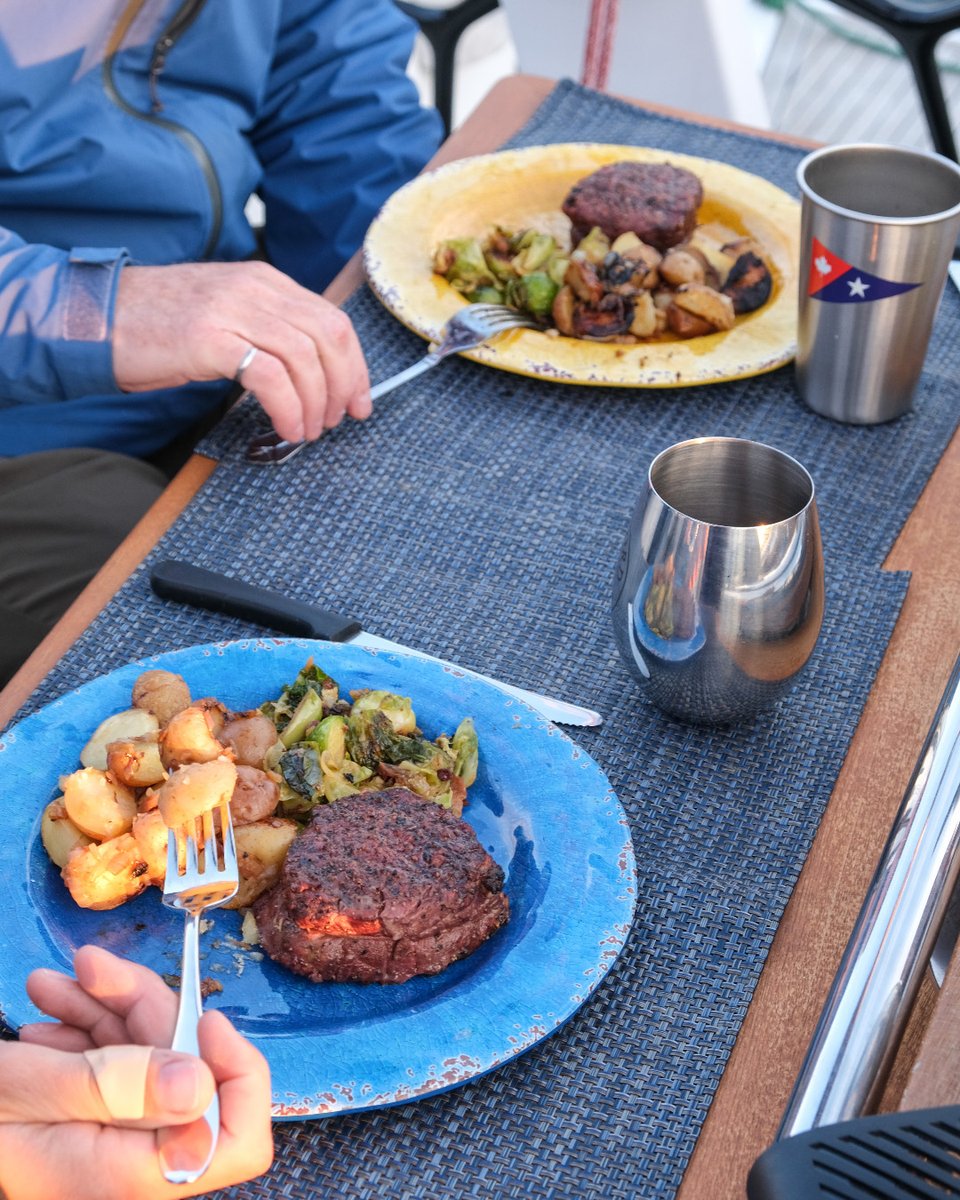 🎇Let’s celebrate independence from single-use plastic!🎆

This Fourth of July, celebrate by protecting the ocean. If you're hosting a regatta or summer event, rethink your food service game!

Learn more: bit.ly/4k6Q6tK

#CleanRegattas #PlasticFreeJuly