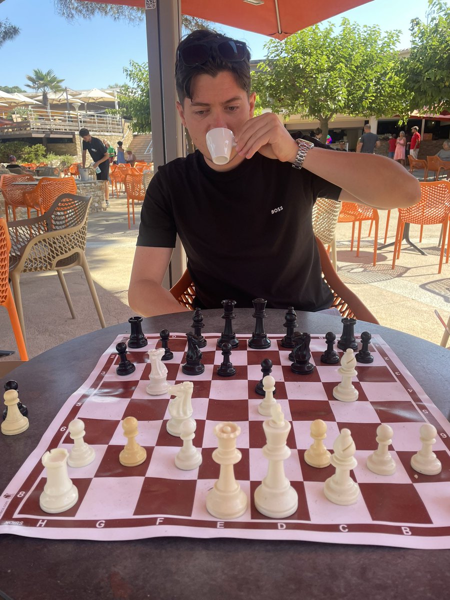 Prépa matinale. On sait ce qu’on joue 👀 <a href="/Stunt83a/">Stunt</a> <a href="/chessable/">Chessable</a>  #Svesh