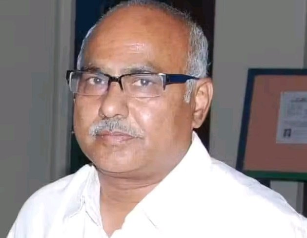 bhatiarajesh's tweet photo. हेमंत खंडेलवाल होंगे MP BJP के नए प्रदेश अध्यक्ष, सिंगल नामांकन, सीएम मोहन बने प्रस्तावक। @Hkhandelwal1964
@BJP4MP #बधाई। https://t.co/s2k2H1Hrni