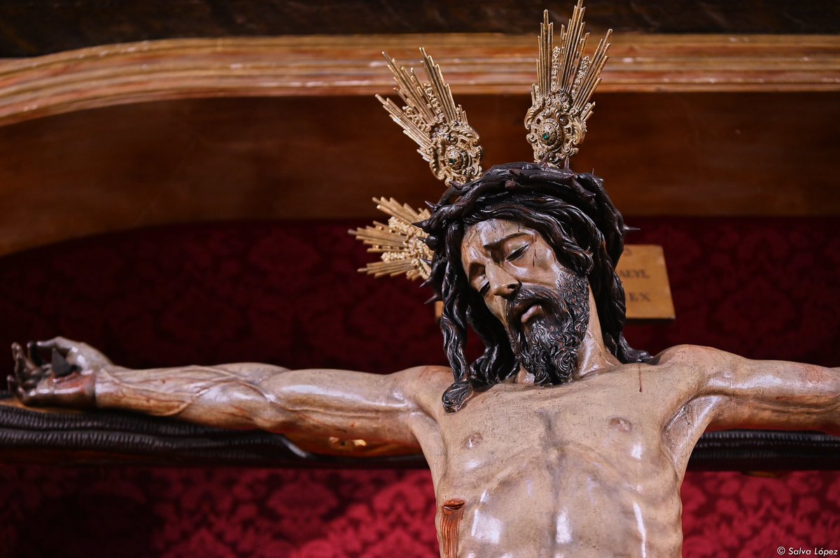 UnCofradeMas's tweet image. Así se encuentran el Santísimo Cristo del Buen Fin y Nuestra Señora de la Palma Coronada. Foto: @SalvaLpezMedina @HdadBuenFin #TDSCofrade #TDSActualidad