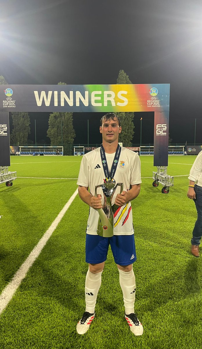 C.D. Cariñena (@carinenacd) on Twitter photo Enhorabuena a Christian Yus por haberse proclamado campeón de Europa!!
Un gran triunfo y que aumenta el currículum de nuestro fichaje de este verano.
Felicitar a Mario Rodríguez otro cariñenense más, así como a todo el staff <a href="/futbolaragon/">Real Federación Aragonesa Fútbol</a>
Somos campeones!
Enhorabuena a todos!! Enhorabuena a Christian Yus por haberse proclamado campeón de Europa!!
Un gran triunfo y que aumenta el currículum de nuestro fichaje de este verano.
Felicitar a Mario Rodríguez otro cariñenense más, así como a todo el staff <a href="/futbolaragon/">Real Federación Aragonesa Fútbol</a>
Somos campeones!
Enhorabuena a todos!!