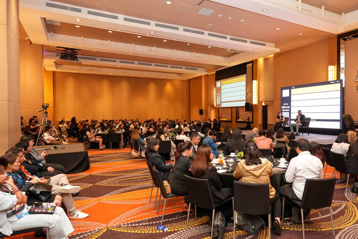 7️⃣ Fireside Chat | [Brand Engagement] - Happening now at The MarTech Summit Manila: “Crafting a Digital Content Strategy to Grow Brand Engagement and Drive Conversion.”

📌 Find out more at: loom.ly/v-1Ct9Q