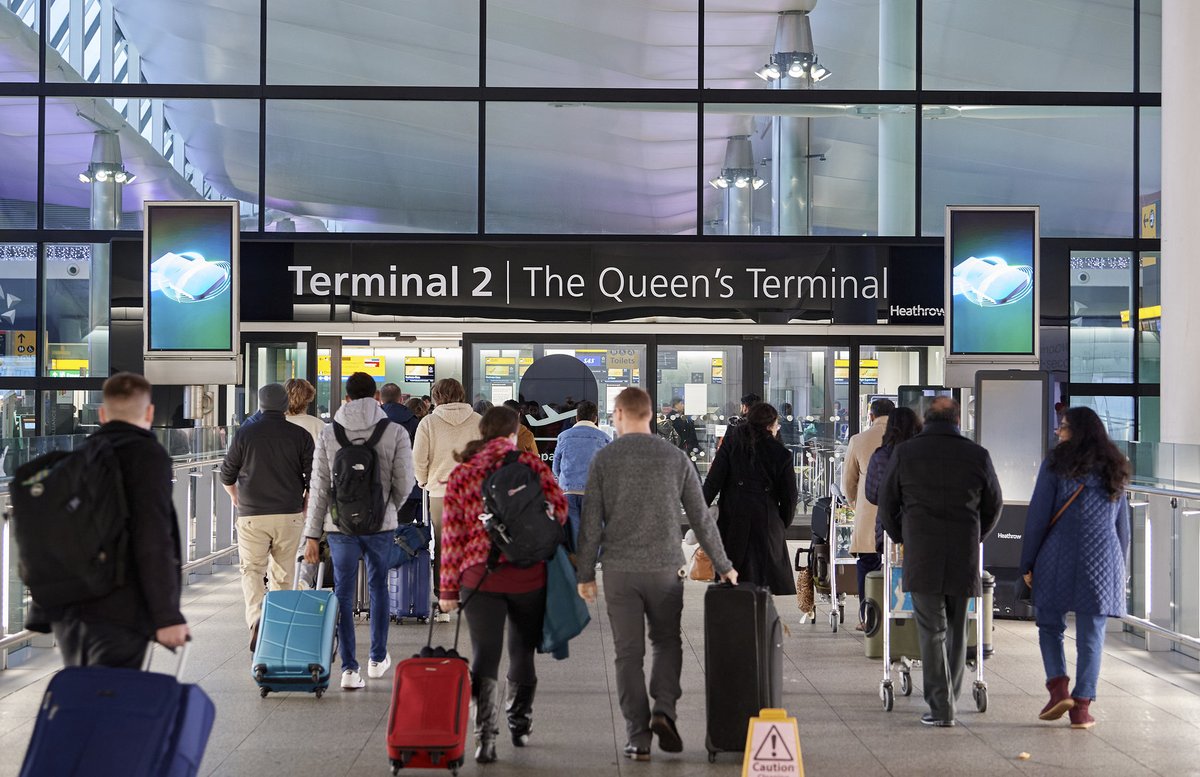 Have you checked you have the correct #Heathrow terminal? 🤔

If you're travelling or due to pickup/drop off at Heathrow soon, make sure to check you have the right terminal to avoid delays:

🛬Arrivals: Heathrow.com/arrivals
🛫Departures: Heathrow.com/departures