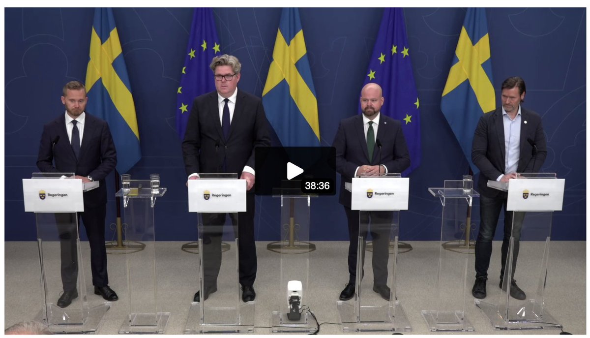 Nya vapenlagen är bara rent politiker-ljug. 'Avskaffa 5åringslicenserna' är enbart en omskrivning för att 
'ta bort tillsvidarelicenserna'. Det <a href="/VingeHenrik/">Henrik Vinge</a> och de andra säger, är att: i fortsättningen kommer Polismyndigheten kunna omvärdera ditt behov av dina vapen, med