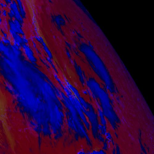 simon_sat's tweet image. Satellite sees satellite!😯
The @NOAASatellites GOES-18 satellite saw @eumetsat's MTG-S1 satellite as it blasted off from Florida last night.
See that little bright dot in the middle of the image? That's the @SpaceX rocket!