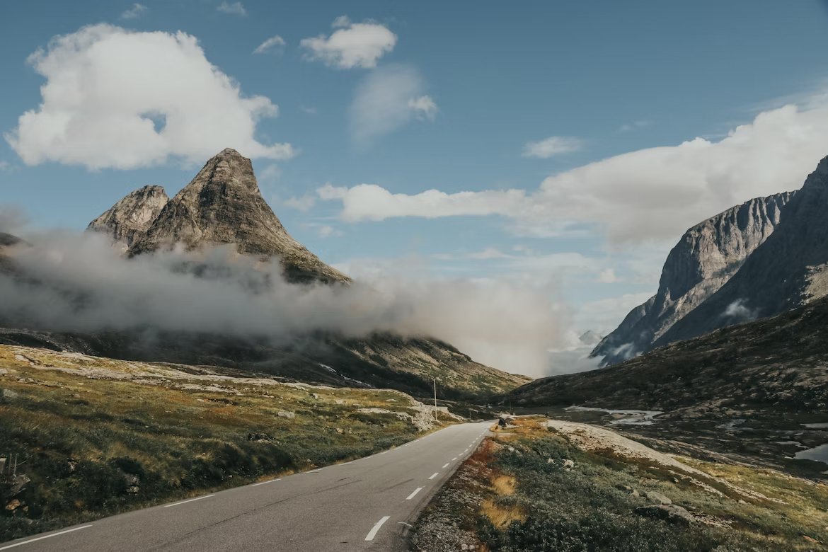 altairviatges's tweet image. &quot;Busco algú amb qui fer un viatge amb cotxe a Noruega. Fa un parell d’anys vaig anar-hi i van quedar-me moltes ganes de tornar i conèixer moltes coses que em vaig saltar!&quot;.

🗺️ Aquest anunci i molts més, al nostre tauler: altair.es/cat/anuncios/a…