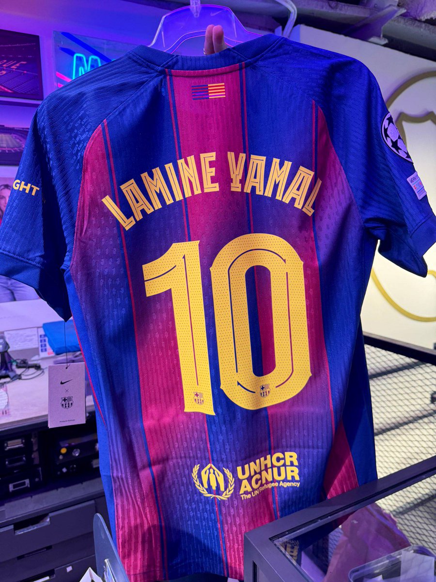 👀🔵🔴