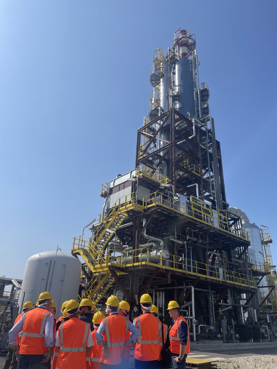 Last week at the Projects Network (PN), we visited the Ravenna CCS project (<a href="/eni/">eni</a> &amp; <a href="/snam/">Snam</a>). According to the PN co-chair, "With the large storage capacity of the offshore reservoir and its logistic opportunities, Ravenna can become the largest Mediterranean CCS hub".