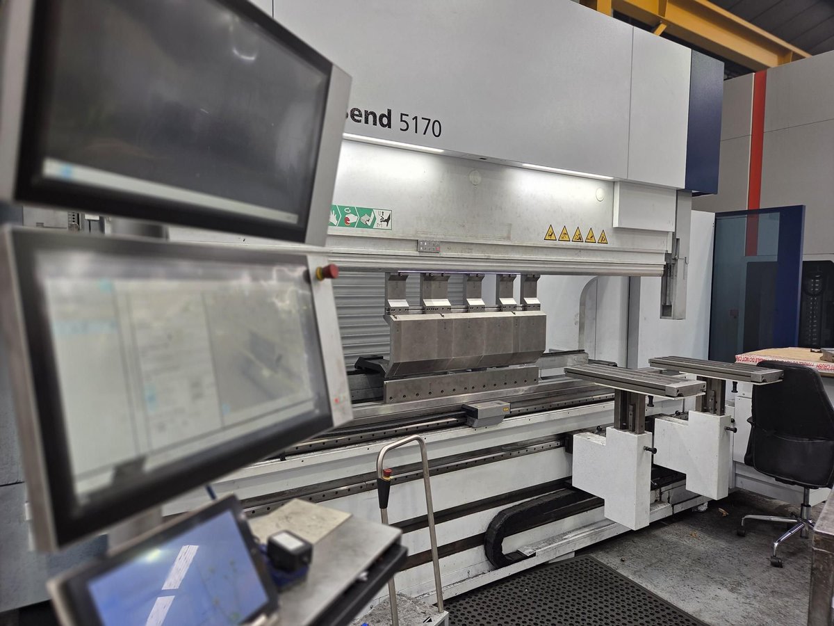 Tooling matters 🦾 

We're ready for our next job, some deep boxes! 
having the right machines, tooling, and skilled staff makes all the difference. 
We've invested heavily to ensure we can supply even the most complex customer designs. 
Try us for your next forming job