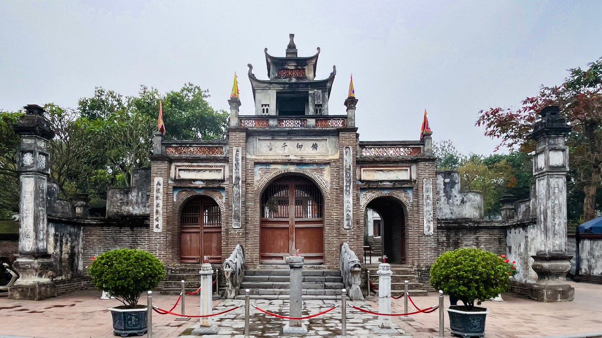 Asian Trails' new interactive experience in Hanoi combines outdoor exploration with a digital game. Participants use a map-based programme to complete quests and collect digital treasures: buff.ly/YYfpOZT 

#AsianTrails #Vietnam #Hanoi #HistoryHunt