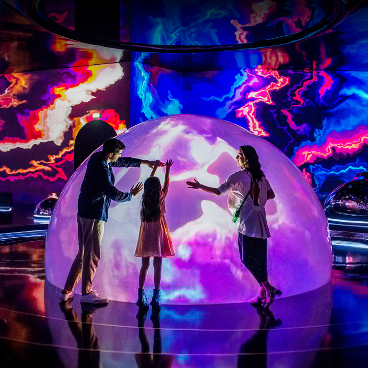 Ayauniverse____'s tweet image. This summer, go beyond ordinary. UAE Residents enjoy entry to AYA for just AED 99!✨ Ball pits, light shows, mirror rooms all in one mind-blowing indoor world.🤩
Offer valid only at the front desk. Don’t miss it!
#AYAUniverse #visitdubai # UAEResidents