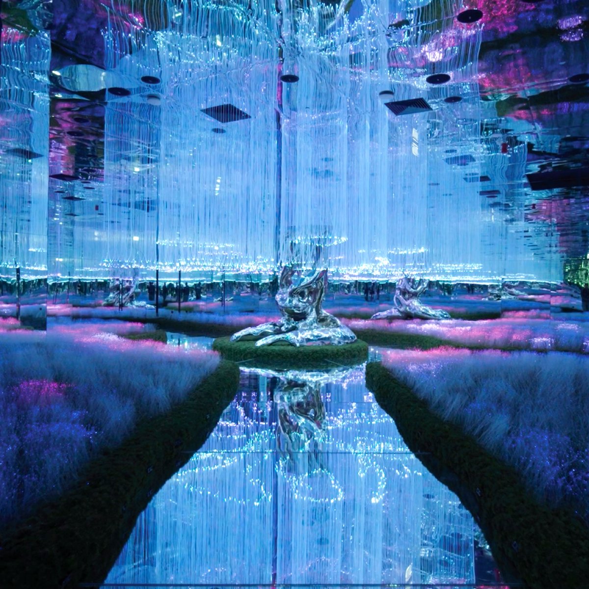 Ayauniverse____'s tweet image. This summer, go beyond ordinary. UAE Residents enjoy entry to AYA for just AED 99!✨ Ball pits, light shows, mirror rooms all in one mind-blowing indoor world.🤩
Offer valid only at the front desk. Don’t miss it!
#AYAUniverse #visitdubai # UAEResidents