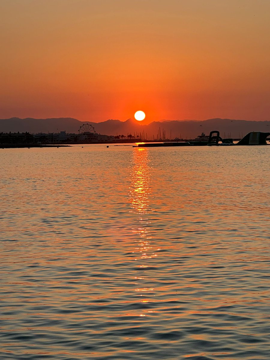 Benalmádena despierta con magia 
☀️😍✨ #amanecer en el sur 🌅
#andaluciamola #costadelsol #benalmádena #málaga