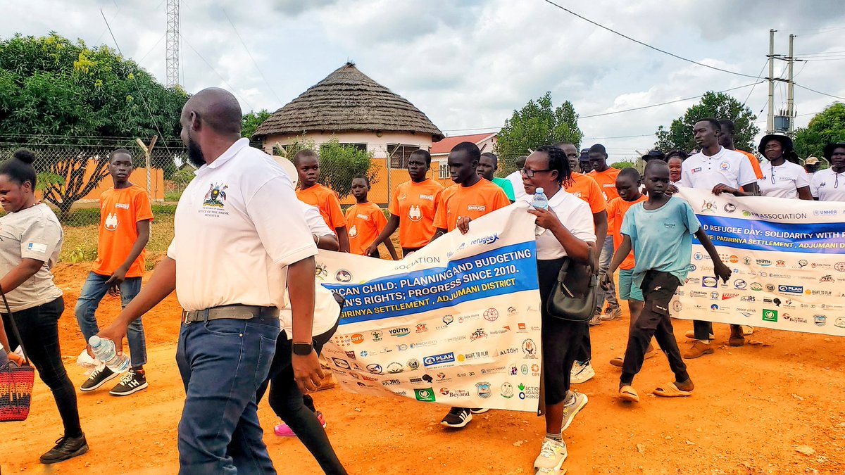 OvercomersWomen's tweet photo. The World Refugee Day! 

On 24/06/2025, Adjumani Humanitarian workers and other stakeholders joined hands to celebrate this important day with @OvercomersWomen actively participating on such a colorful day. 
#WorldRefugeeDay
@Refugees @unwomenafrica @adjumani_dlg @GovUganda https://t.co/d1XKqo3Vtz