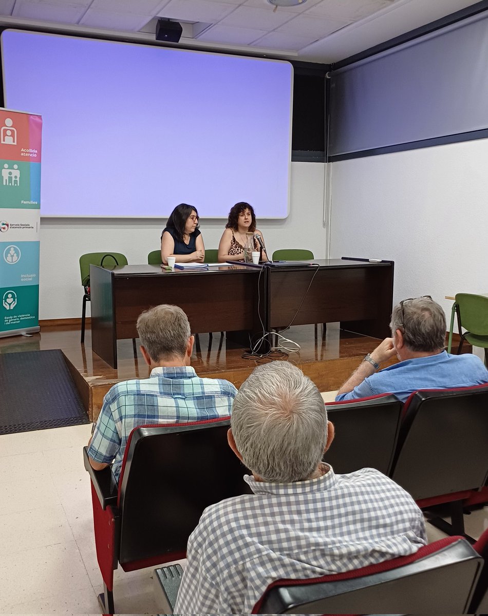 Isabel Montaner (@isamborja) on Twitter photo 🔴 Des de l’Àrea de Serveis Socials hem organitzat una xarrada sobre el nou reglament d’estrangeria
🤝 Gràcies a <a href="/ccoopv/">CCOO País Valencià</a> pel suport i per acompanyar-nos en aquesta tasca tan necessària
✊ Continuem treballant per una societat més justa i inclusiva 🔴 Des de l’Àrea de Serveis Socials hem organitzat una xarrada sobre el nou reglament d’estrangeria
🤝 Gràcies a <a href="/ccoopv/">CCOO País Valencià</a> pel suport i per acompanyar-nos en aquesta tasca tan necessària
✊ Continuem treballant per una societat més justa i inclusiva