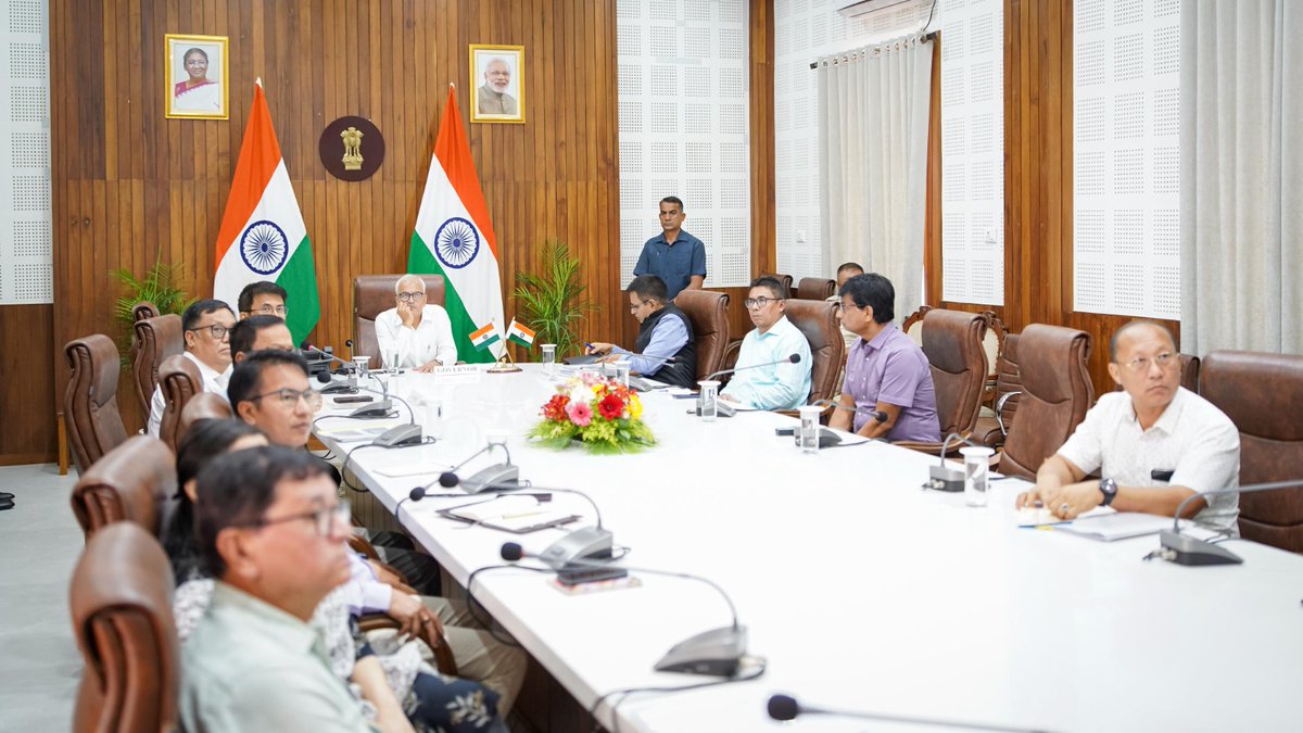 LokBhavManipur's tweet photo. Hon’ble Governor Shri Ajay Kumar Bhalla chaired a high-level meeting at Raj Bhavan, stressing the urgent need for scientific solid waste management and public awareness for a cleaner Manipur.1/2
#CleanManipur #SolidWasteManagement https://t.co/1NotNwPoX2