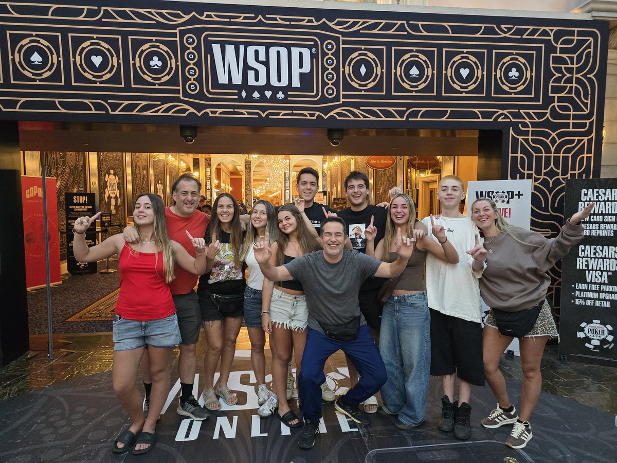 tatasanjuan's tweet image. Ultimo dia vegas/25 , despidiendo vegas con otra ft en el @OrleansPokerRo1 (que bien nos tratas!!❤️) grande @mateosanjua !! 8vo puesto daily 6pm , por 1k👏👏. Hasta el año que viene si dios quiere🙌🍀💪🇦🇷🇦🇷✨️✨️