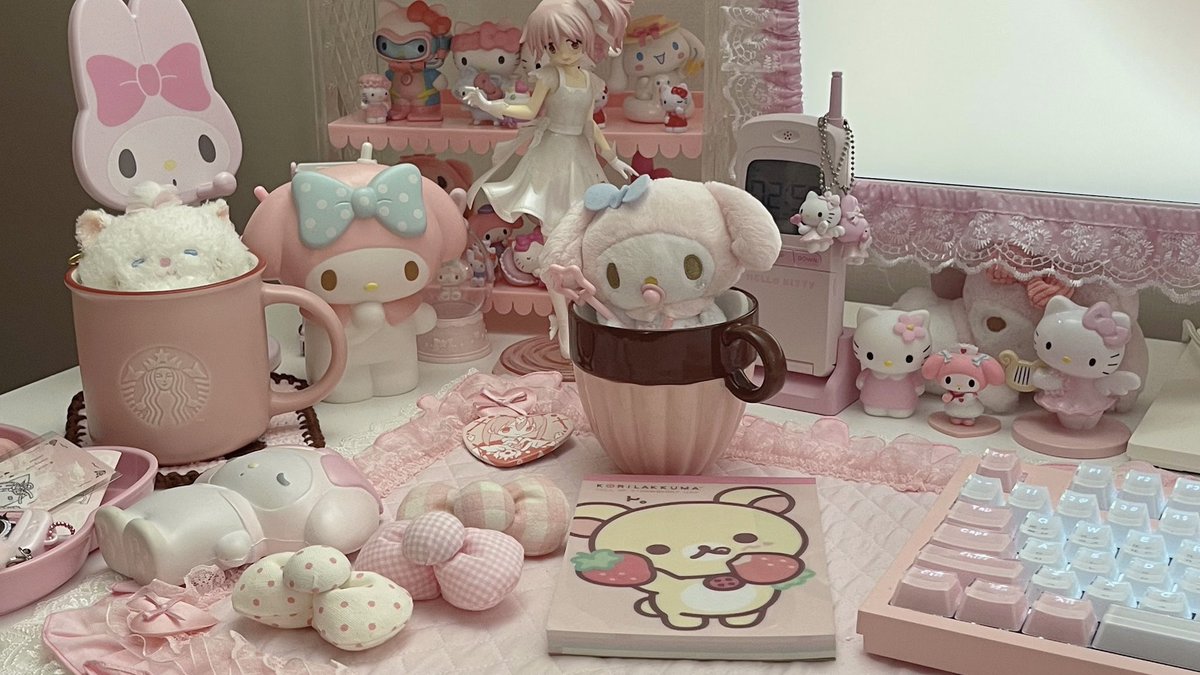 rinilove118's tweet image. 내 방 귀여움 한도초과🎀