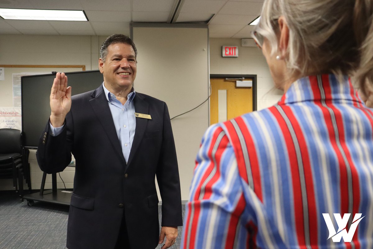 WCSD_K12's tweet image. During last night's Board of Education Meeting, Crystal Kaczmarek-Bogner was selected Board President, Mark Manna as Vice President, & Maureen Poulin was appointed Parliamentarian. The Board also welcomed Giselle Maurice (North) and Deepratan Purba (South)!