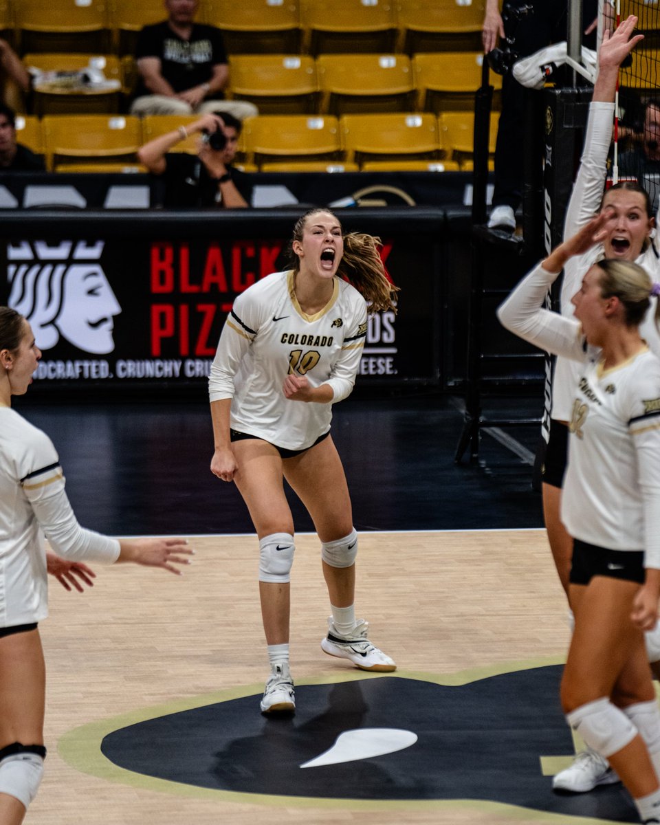 CUBuffsVB's tweet image. Happy happy birthday, Syd!!🥳🥰❤️ We love you!!!
#GoBuffs // #CUBuffsVB