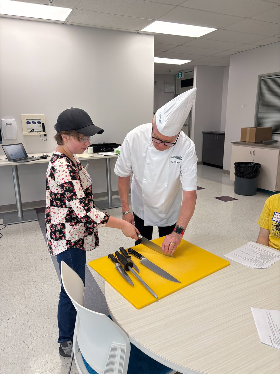 DualOcsb's tweet photo. Day 1 of the Summer Culinary Co-Op is underway! Our culinary students are learning about knife skills and sanitization practices. Lunch service starts tomorrow at 11:30 am - be our guest! @OCSBSkilledLife https://t.co/eZdn6hhywX