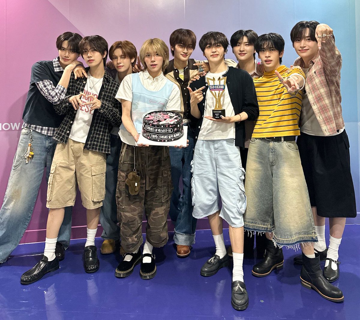 whipberry_'s tweet photo. did you make it? YES WE DID! #SETNETG02ndWin https://t.co/Re1FWIS0Fo
