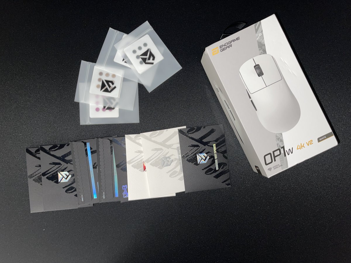 Escaldi's tweet image. Thanks to @endgamegear for sending out the OP1w 4K v2. Last EGG mouse I had was the original XM1. Never tried the OP1 until now and impressions so far are very positive. Review and photos coming later.

Also big thanks to @UnwsGear for sending out what appears to be every skate…