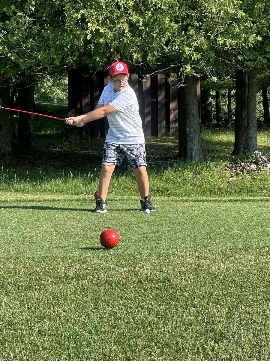 Monday Q Info tweet media