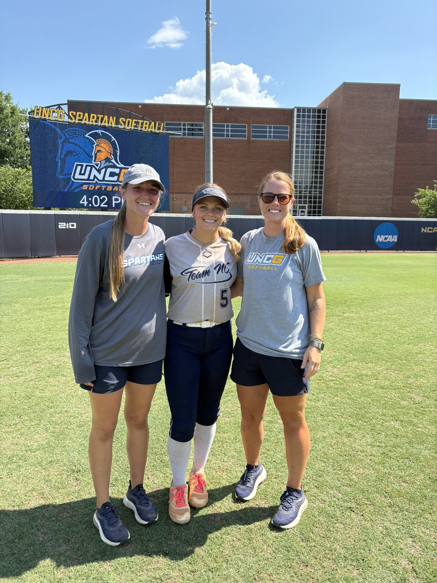 Kay Kay Kinder-2027 (@mkinder2008) on Twitter photo I had a great time <a href="/UNCGSoftball/">UNCG Softball</a> catching and hitting camp. Thank you <a href="/coachbreneman/">Janelle Breneman</a>, <a href="/jojo_hyatt/">Jo Hyatt</a>, <a href="/Brynne_Dordel/">Brynne Dordel</a>, Ally Davis, and all the players for great feedback, instruction, and for hosting the camp. <a href="/gracie_setzer18/">Gracie Setzer</a> <a href="/TeamNCPritchard/">Team North Carolina-Pritchard</a> <a href="/TeamNCSoftball/">Team North Carolina Softball</a> <a href="/ExtraInningSB/">EXTRA INNING SOFTBALL</a> I had a great time <a href="/UNCGSoftball/">UNCG Softball</a> catching and hitting camp. Thank you <a href="/coachbreneman/">Janelle Breneman</a>, <a href="/jojo_hyatt/">Jo Hyatt</a>, <a href="/Brynne_Dordel/">Brynne Dordel</a>, Ally Davis, and all the players for great feedback, instruction, and for hosting the camp. <a href="/gracie_setzer18/">Gracie Setzer</a> <a href="/TeamNCPritchard/">Team North Carolina-Pritchard</a> <a href="/TeamNCSoftball/">Team North Carolina Softball</a> <a href="/ExtraInningSB/">EXTRA INNING SOFTBALL</a>
