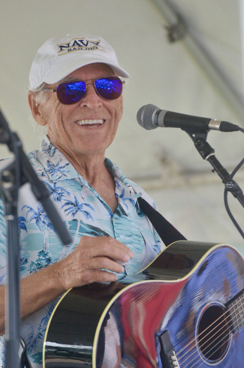 Brendan Smith 🏴☠️ (@coach_smith99) on Twitter photo 2 years ago today, <a href="/jimmybuffett/">Jimmy Buffett</a> suprised an audience in Rhode Island. This was the last time Buffett would perform in front of an audience. You can see how skinny he was and throughout all the pain, that smile never wavered. Maybe a lesson we all should learn. #FinsUpForever 2 years ago today, <a href="/jimmybuffett/">Jimmy Buffett</a> suprised an audience in Rhode Island. This was the last time Buffett would perform in front of an audience. You can see how skinny he was and throughout all the pain, that smile never wavered. Maybe a lesson we all should learn. #FinsUpForever