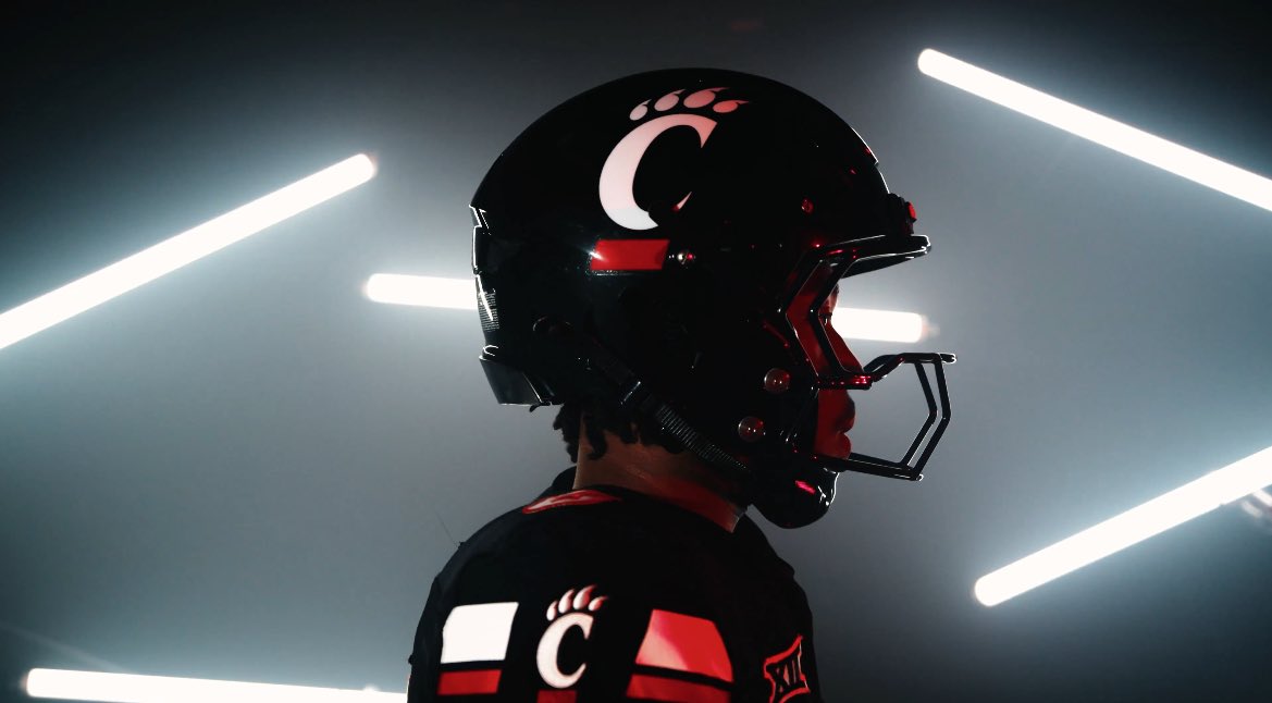 FIRST LOOK at the all NEW Nike Bearcats uniforms‼️