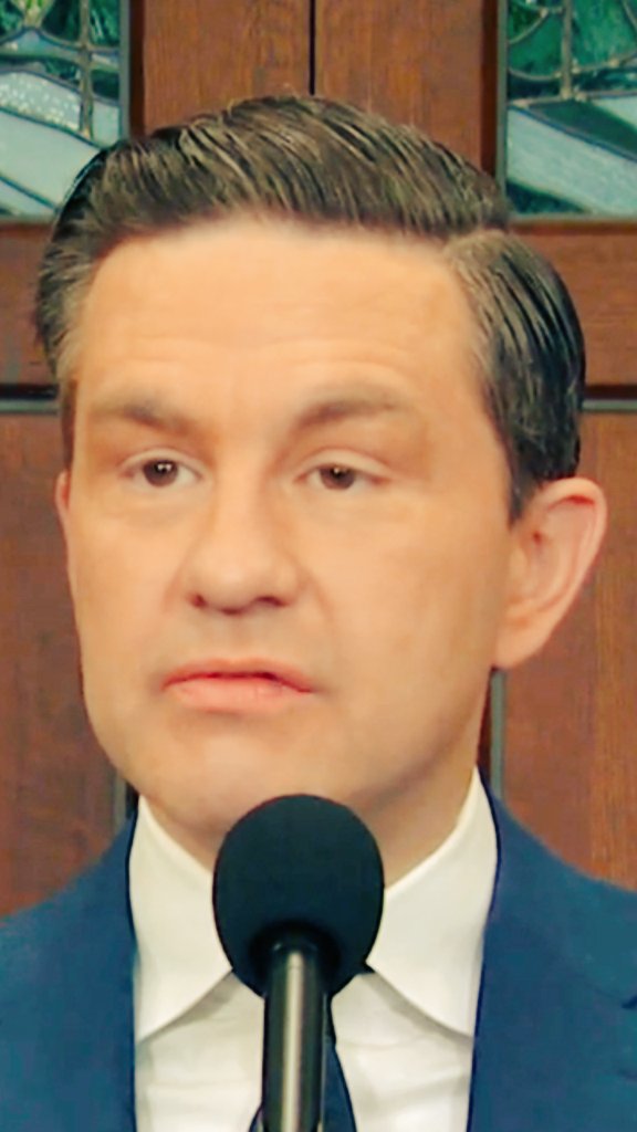 ben14009437's tweet photo. @PierrePoilievre
#groveler
#cheat
#grifter
#liar
#fool
#paperboy https://t.co/EjqTyUDo94