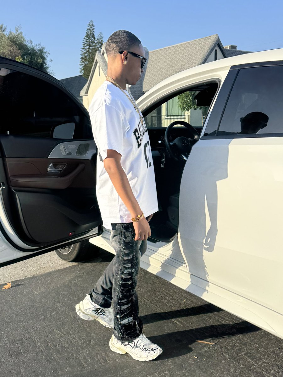 donnrichy tweet media