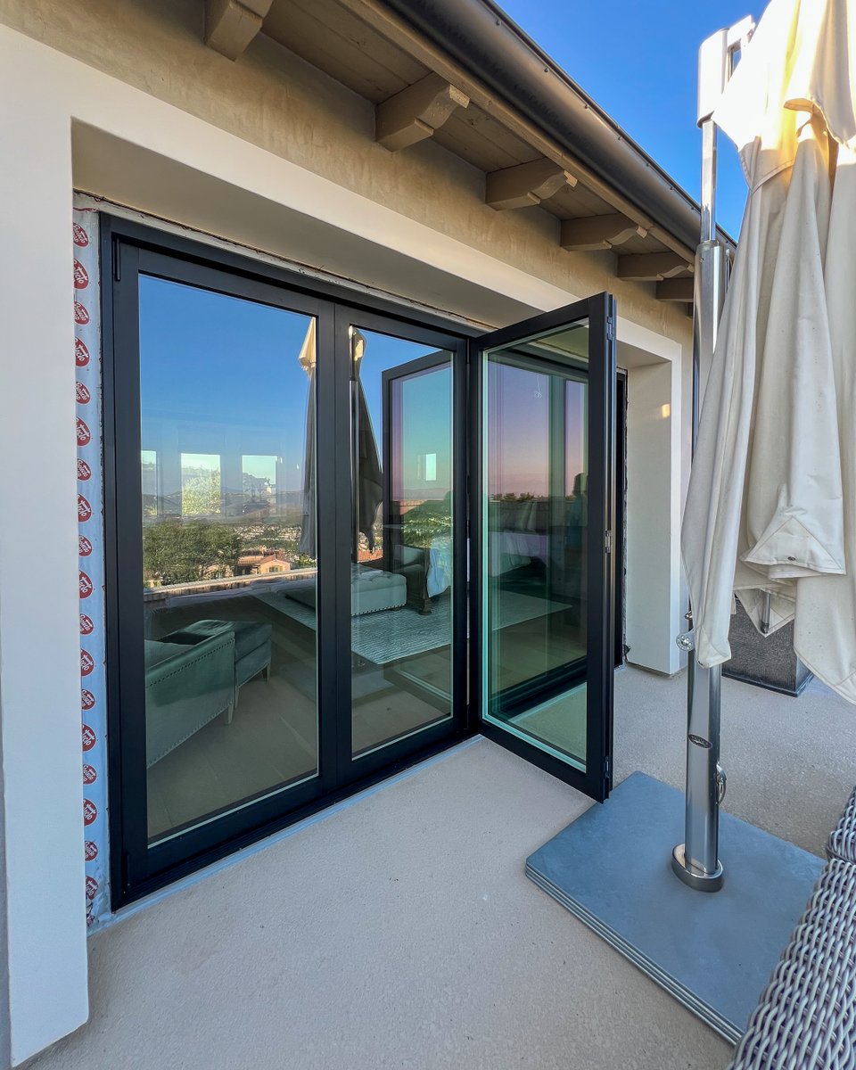 Cabana Concepts (@cabanaconcepts) on Twitter photo Another premium @LaCantina Doors install completed.
This 4L0R folding door system (11’ x 8’, outswing) features thermally controlled aluminum and a unique split finish: white interior / bronze anodized exterior.
zurl.co/D81jP
<a href="/LaCantinaDoors/">LaCantina Doors</a>
#Design #Home #SanDiego Another premium @LaCantina Doors install completed.
This 4L0R folding door system (11’ x 8’, outswing) features thermally controlled aluminum and a unique split finish: white interior / bronze anodized exterior.
zurl.co/D81jP
<a href="/LaCantinaDoors/">LaCantina Doors</a>
#Design #Home #SanDiego